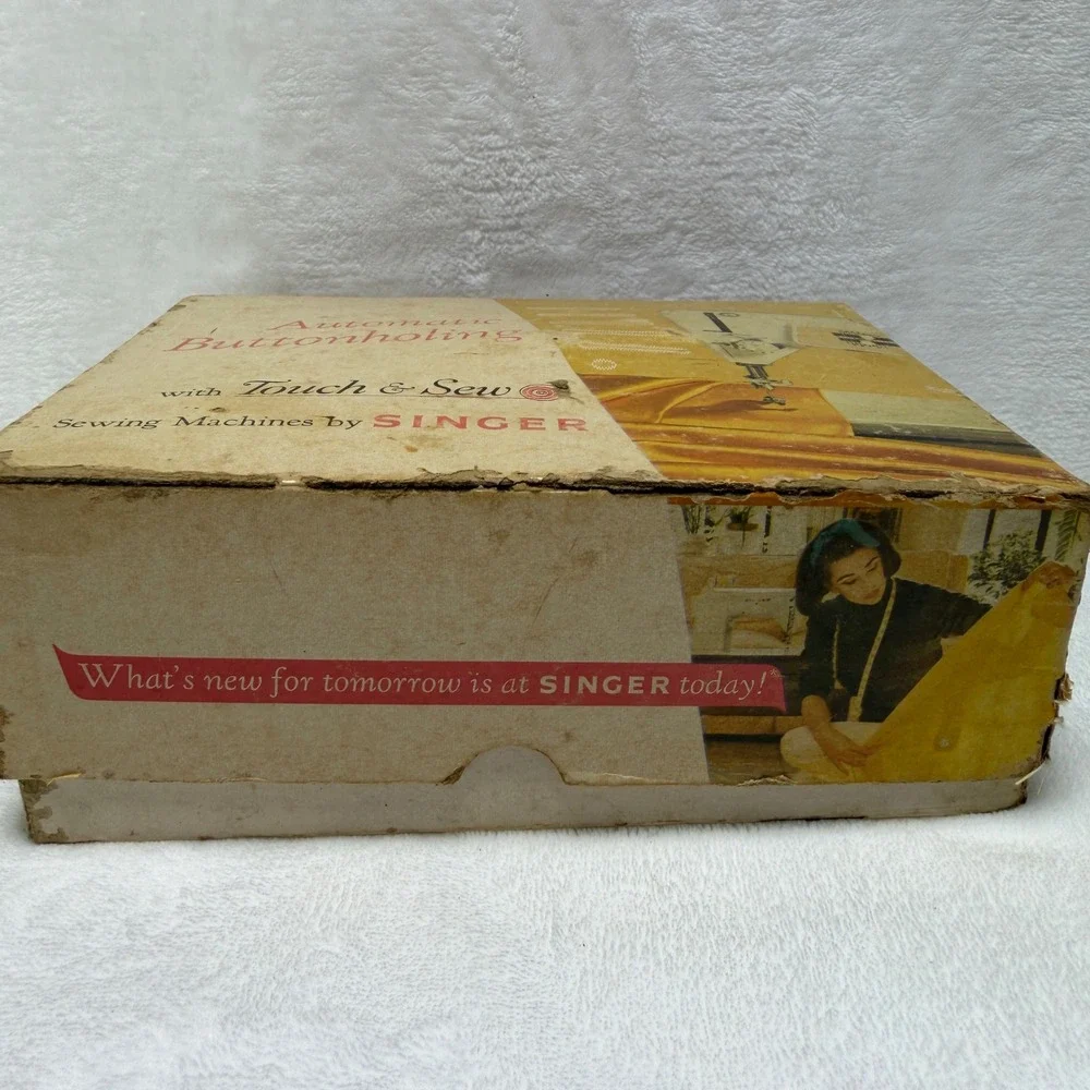 Singer‎ Automatic Buttonholing Attachment 161829 Touch & Sew Zig-Zag Vintage Set